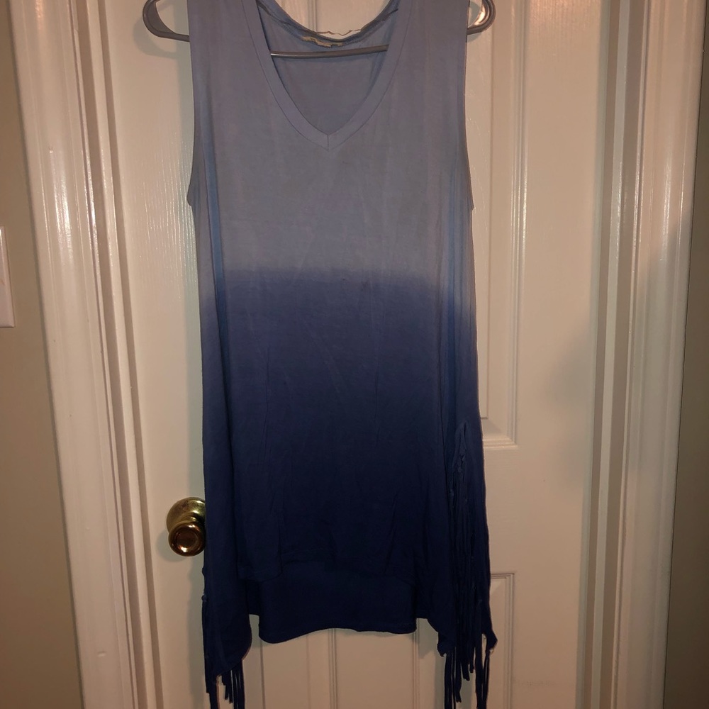 Size S tank top with fringe